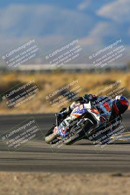 media/Dec-07-2024-CVMA (Sat) [[21c5f1ef85]]/Race 12-Supersport Middleweight/